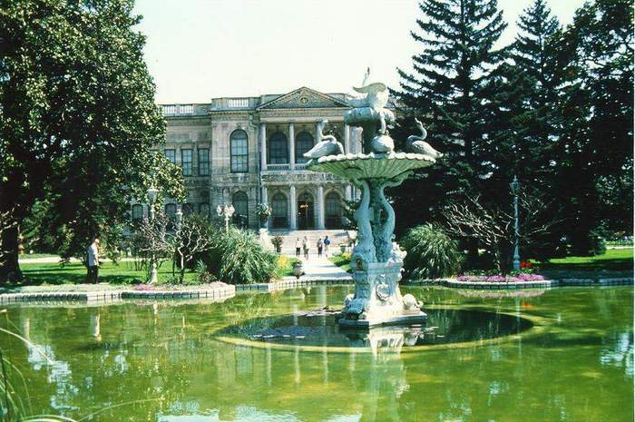 Долмбаче - дворец султанов