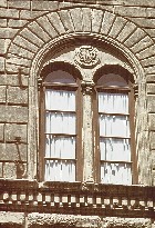 Окно Палаццо Медичи-Риккарди