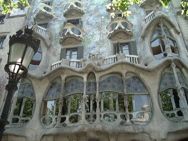Каса Батльо (Casa Batllo) - творение архитектора Гауди