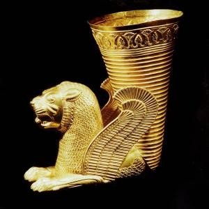 Сосуд в виде льва (500-450 гг. до н.э.)