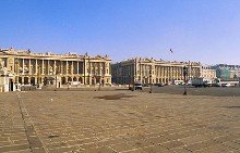 Площадь Согласия. Дворцы