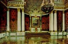 Петровский (Малый тронный) зал