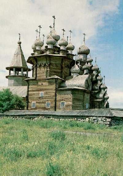 Колокольня, Покровская церковь и Преображенская церковь